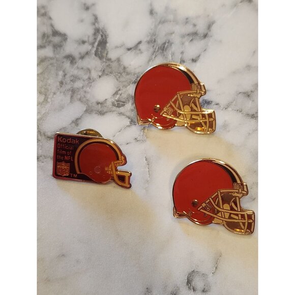 Vintage Cleveland Browns Kodak NFL Collectible Enamel Pin Set - Picture 1 of 5